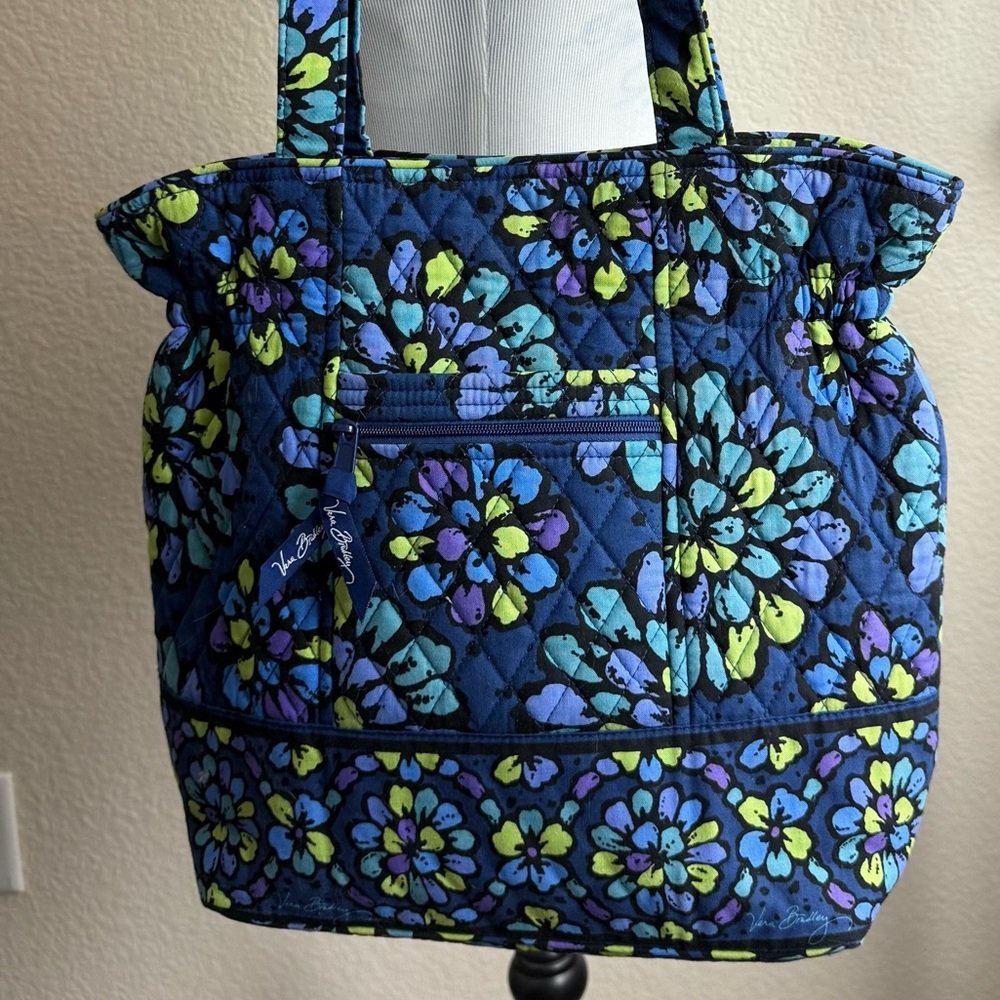 Vera Bradley Laura Tote Indigo Pop Shoulder Bag Purse Quilted Blue Used Once - Picture 8 of 16